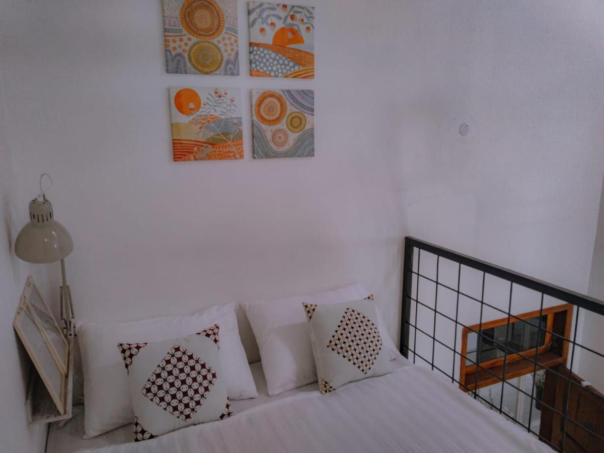 Inn House Homestay Dadapan Luaran gambar