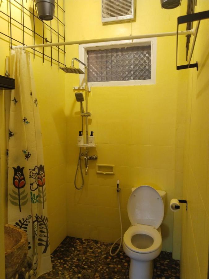 Inn House Homestay Dadapan Luaran gambar