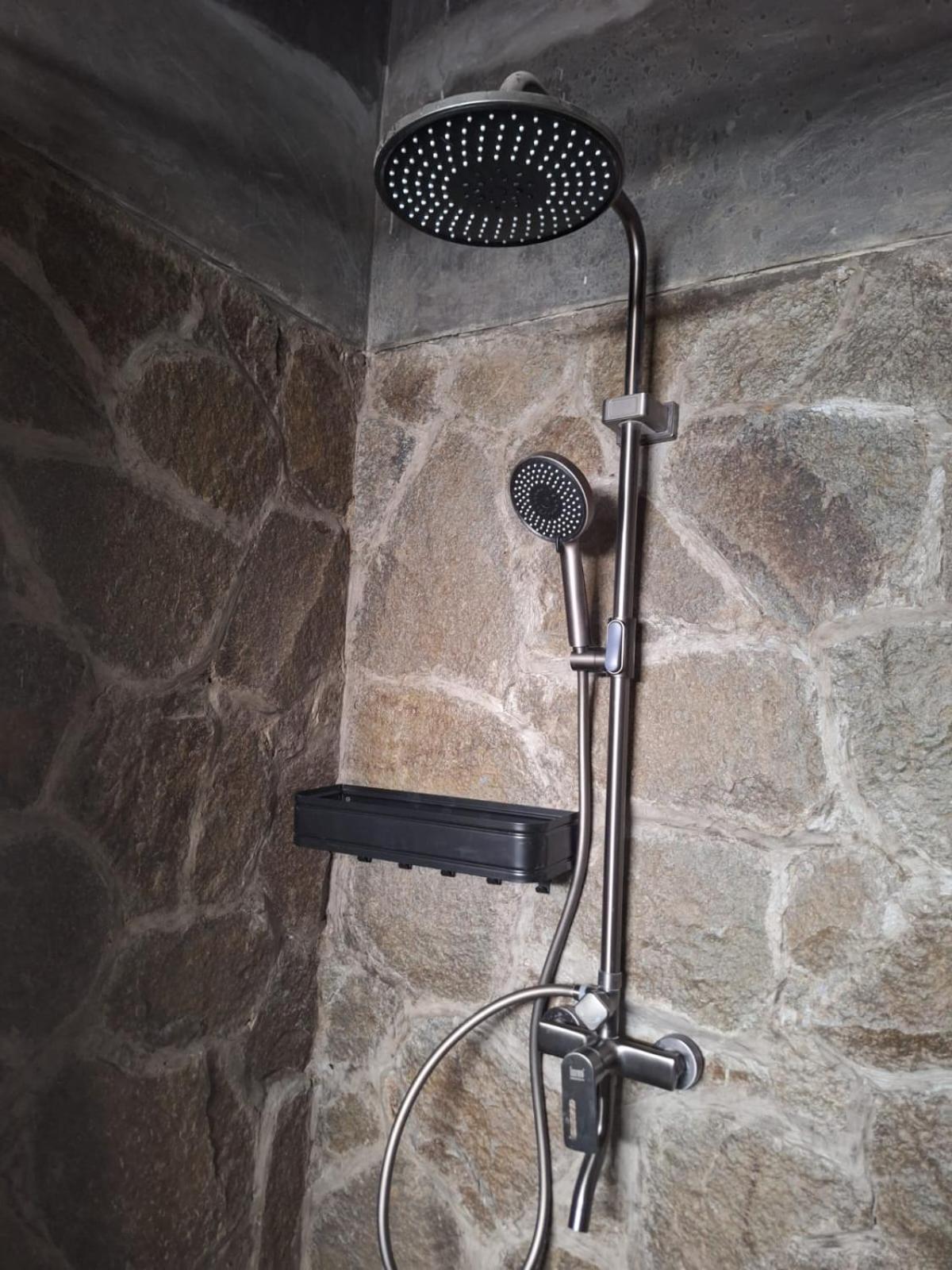 Inn House Homestay Dadapan Luaran gambar