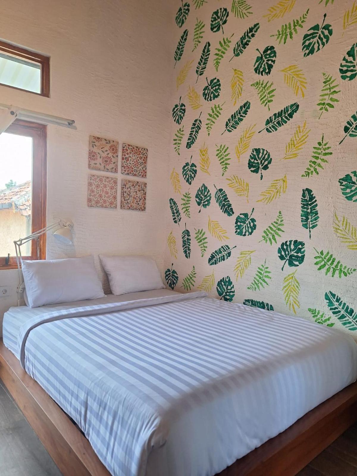 Inn House Homestay Dadapan Luaran gambar